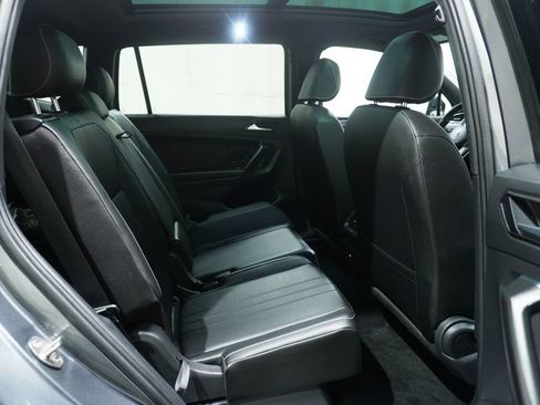 Certified 2023 Volkswagen Tiguan SE R-Line FWD image 14
