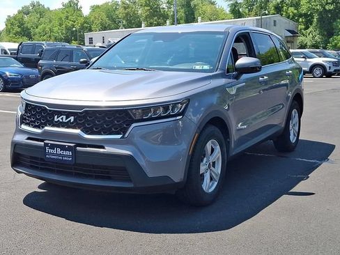Used 2022 Kia Sorento LX FWD image 6