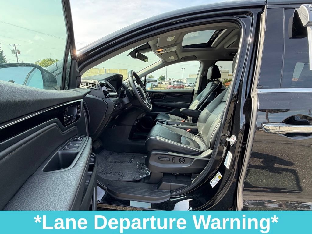Used 2023 Honda Odyssey Elite image 15