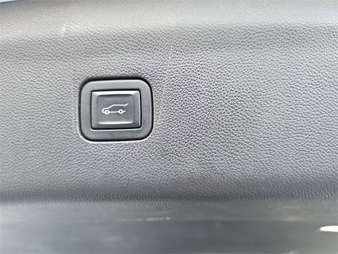 Certified 2023 Buick Enclave Essence w/ Experience Buick Package image 14