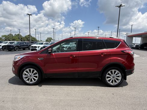 Used 2017 Ford Escape Titanium AWD/4WD image 17