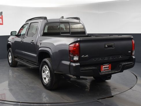 Used 2021 Toyota Tacoma SR image 3