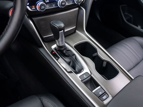 Used 2020 Honda Accord EX-L image 11