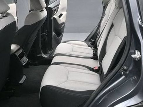 Used 2023 Subaru Forester AWD/4WD image 11