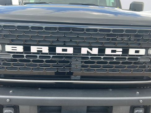 Used 2024 Ford Bronco Wildtrak AWD/4WD image 33