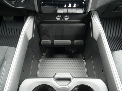 Used 2025 RAM 1500 Big Horn image 27