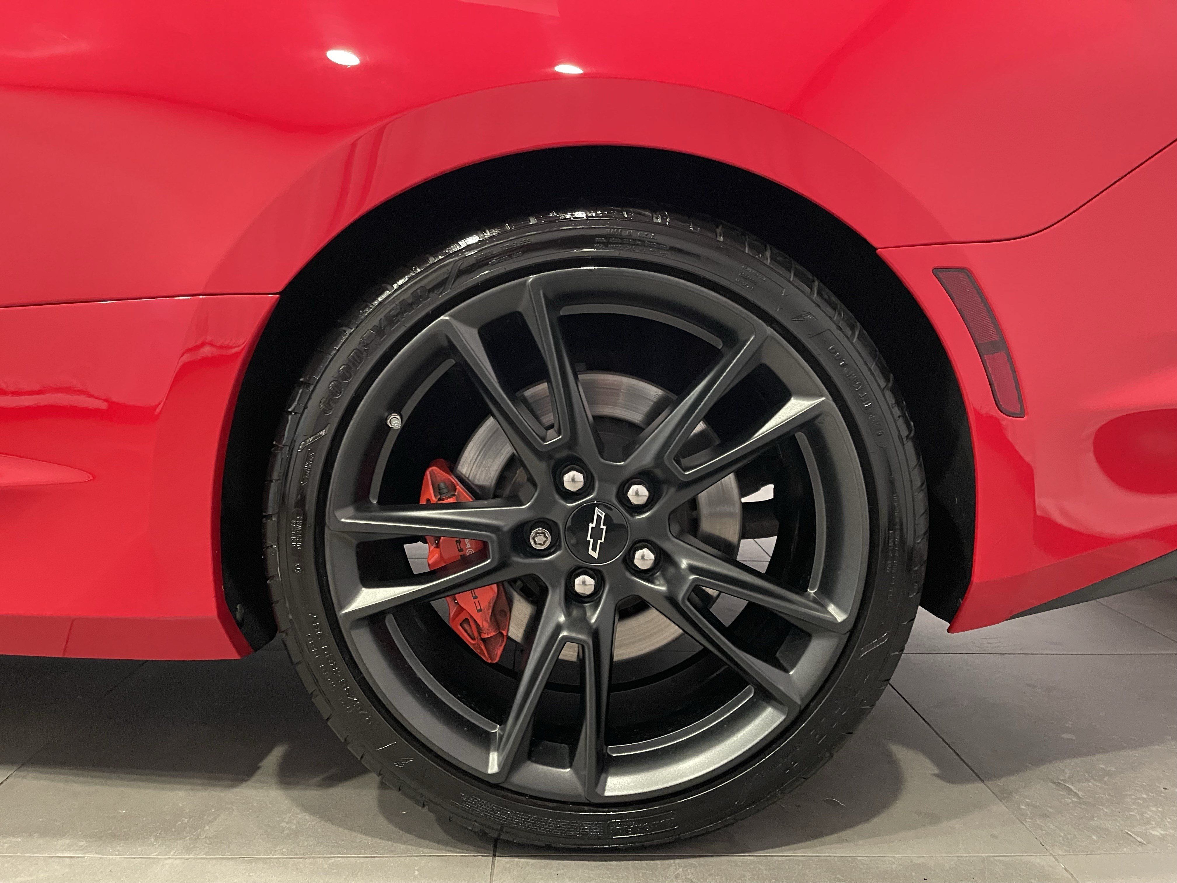 Used 2023 Chevrolet Camaro SS RWD image 8