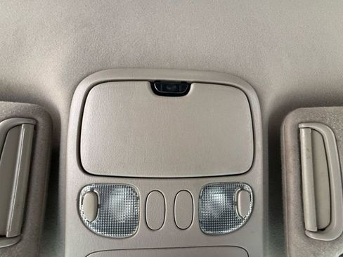 Used 2005 Toyota Tundra SR5 image 31