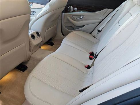 Used 2019 Mercedes-Benz E 300 image 20