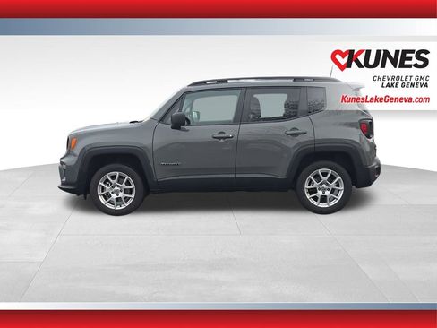 Used 2022 Jeep Renegade Latitude w/ Convenience Group image 9