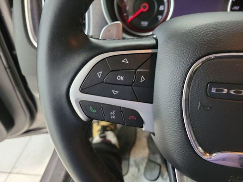 Used 2015 Dodge Charger SXT image 37