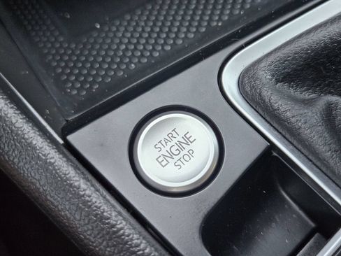 Used 2024 Volkswagen Jetta GLI Autobahn FWD image 21