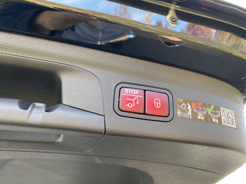 Used 2026 Mercedes-Benz GLE 350 4MATIC image 9