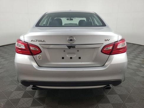 Used 2017 Nissan Altima 2.5 SV image 5