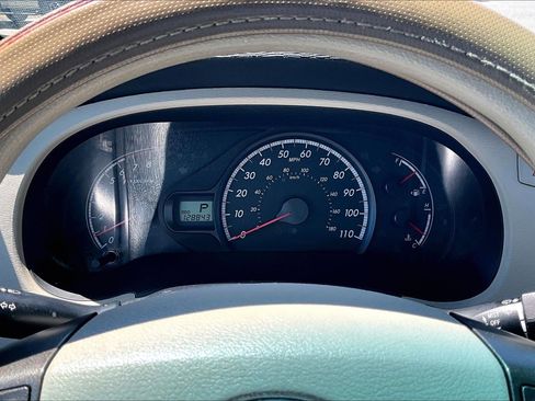 Used 2012 Toyota Sienna LE w/ Towing Pkg AWD/4WD image 20