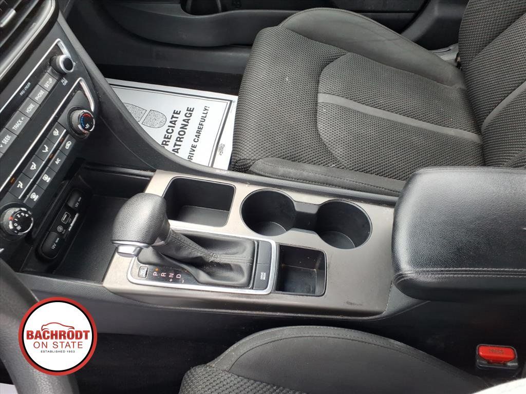 Used 2020 Kia Optima LX FWD image 14