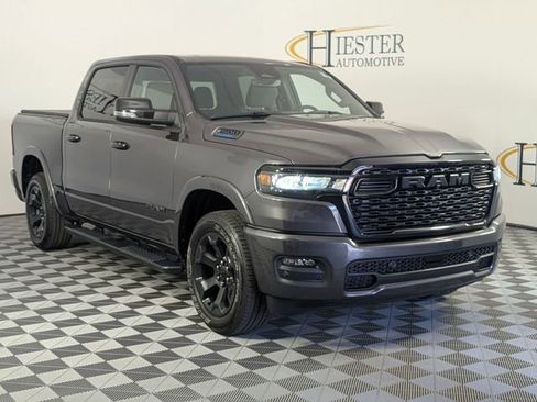Used 2025 RAM 1500 Big Horn AWD/4WD image 2