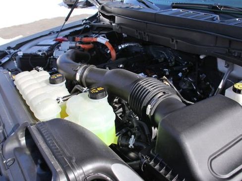 Used 2025 Ford F150 Platinum AWD/4WD image 16