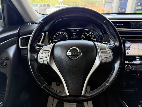 Used 2016 Nissan Rogue SL AWD/4WD image 13