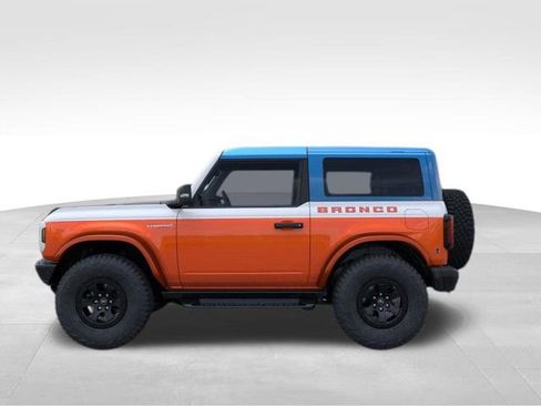 New 2025 Ford Bronco Stroppe Edition image 4