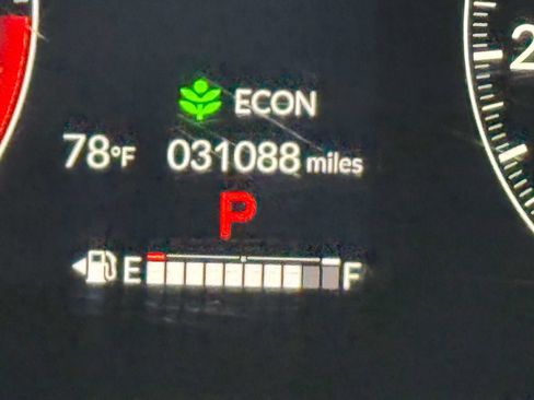 Certified 2024 Honda HR-V EX-L image 15
