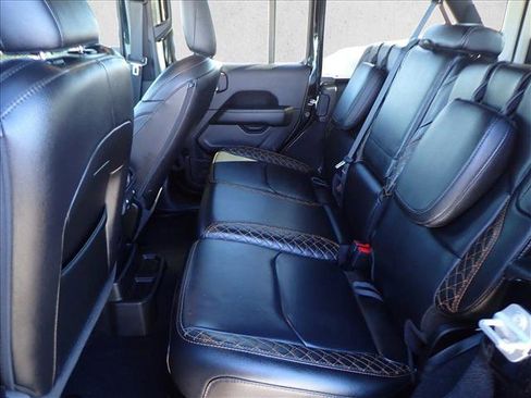 Used 2021 Jeep Wrangler Unlimited Sahara image 9