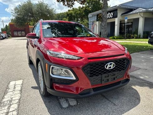 Used 2018 Hyundai Kona SEL FWD image 2