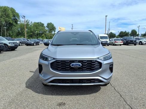 Certified 2024 Ford Escape ST-Line w/ Tech Pack #1 AWD/4WD image 2