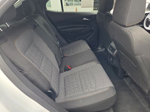 Certified 2024 Chevrolet Equinox LT FWD image 10