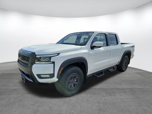 Used 2026 Nissan Frontier PRO-4X w/ Pro Premium Package AWD/4WD image 3
