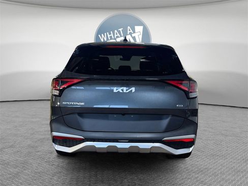 Certified 2024 Kia Sportage LX image 5
