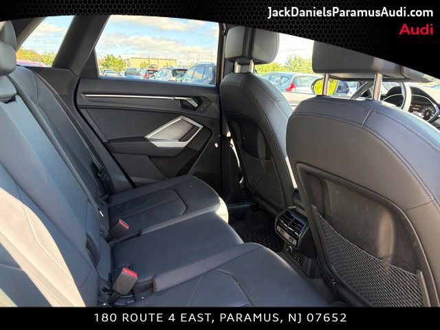 Used 2025 Audi Q3 2.0T Premium AWD/4WD image 17