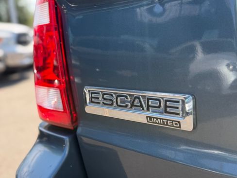 Used 2011 Ford Escape Limited w/ 302A Rapid Spec Order Code AWD/4WD image 10