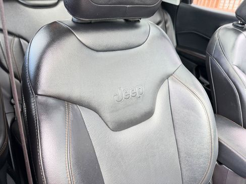 Used 2018 Jeep Compass Limited AWD/4WD image 43