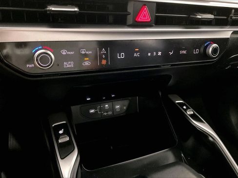 Used 2024 Kia Sorento S w/ Panoramic Sunroof Package AWD/4WD image 26