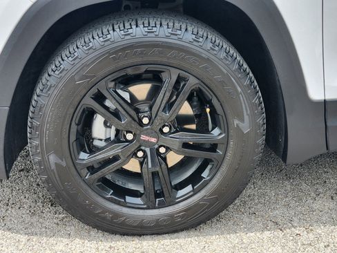 Used 2024 GMC Terrain AT4 w/ Infotainment Package II AWD/4WD image 31
