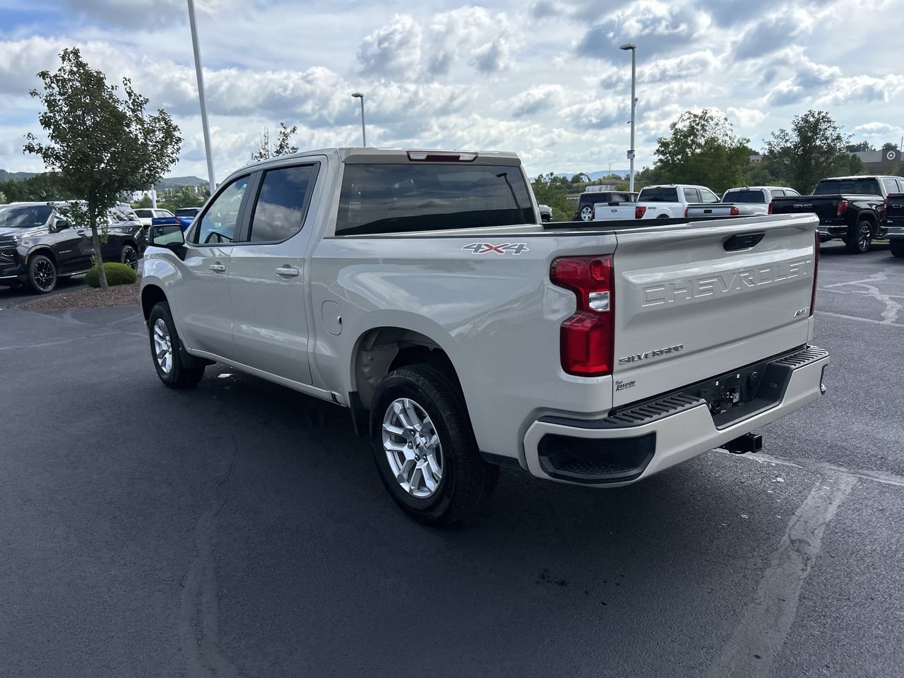 Used 2026 Chevrolet Silverado 1500 RST AWD/4WD image 5