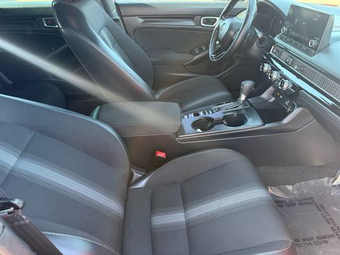 Used 2024 Honda Civic Sport image 32