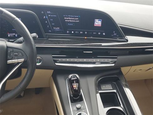 Certified 2023 Cadillac Escalade ESV Premium Luxury w/ Performance Package image 28