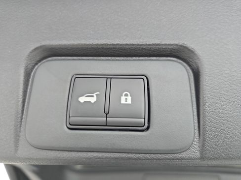 New 2026 Nissan Rogue SV FWD image 13