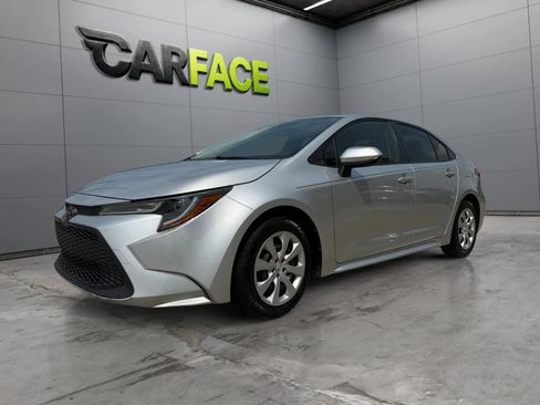 Used 2020 Toyota Corolla LE FWD image 6