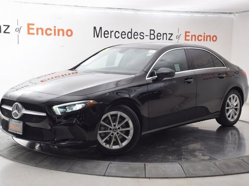 Used 2020 Mercedes-Benz A 220 image 2