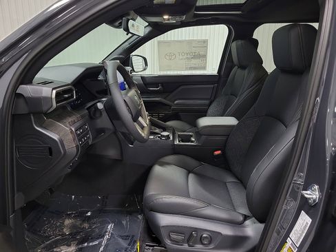 New 2026 Toyota Tacoma Limited AWD/4WD image 9