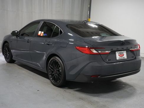 Certified 2025 Toyota Camry LE image 6