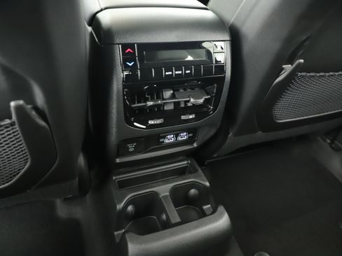 New 2025 Jeep Grand Cherokee L Laredo image 26