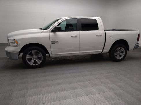 Used 2021 RAM 1500 Classic SLT AWD/4WD image 2