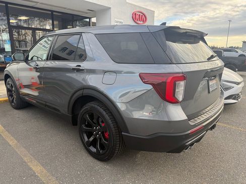 Used 2022 Ford Explorer ST w/ ST Street Pack AWD/4WD image 3