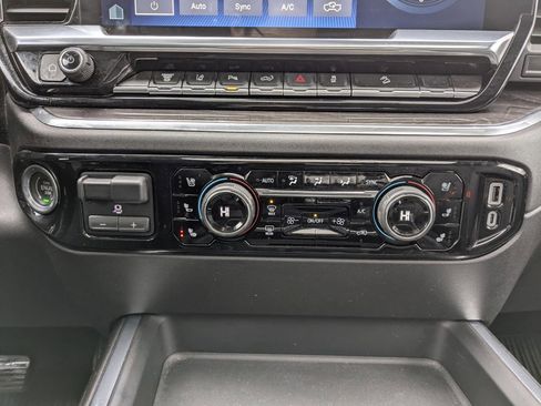 Certified 2024 Chevrolet Silverado 3500 LTZ w/ LTZ Plus Package image 24