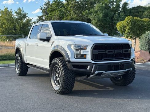 Used 2018 Ford F150 Raptor w/ Equipment Group 802A Luxury AWD/4WD image 1
