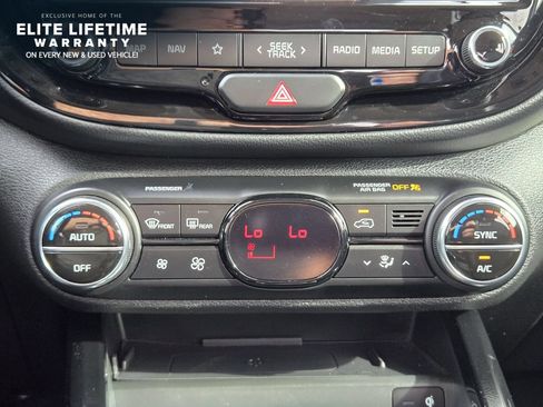 Certified 2022 Kia Soul Turbo FWD image 17